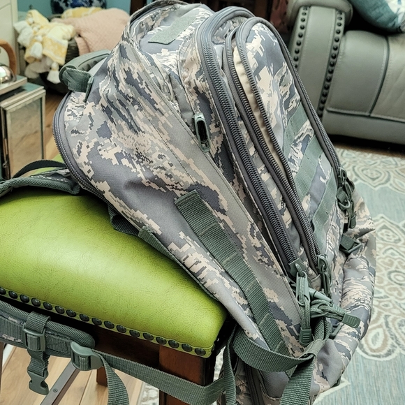 Code Alpha Backpack - Picture 9 of 12